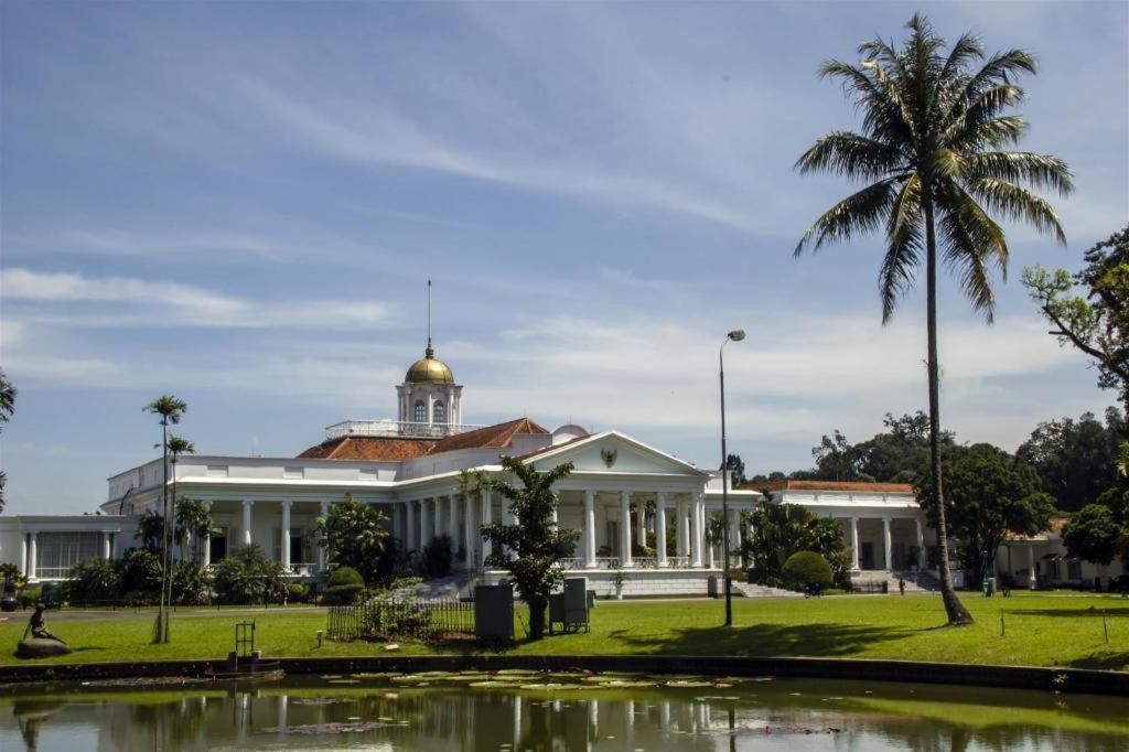 Ipb Convention Hotel Botani Square Bogor Esterno foto